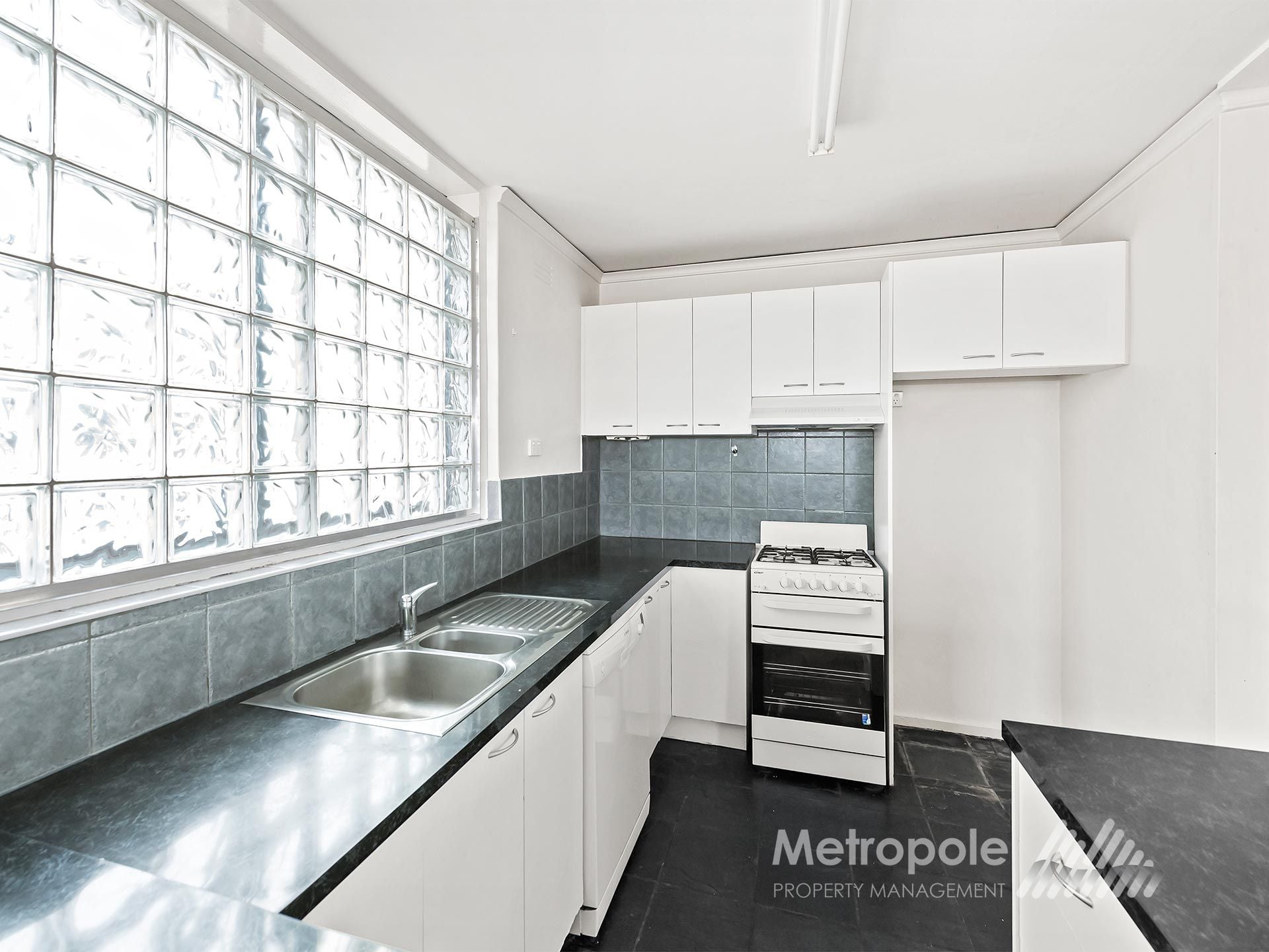 18/66 Grosvenor Street ST KILDA EAST VIC, St Kilda East - Thumbnail 4