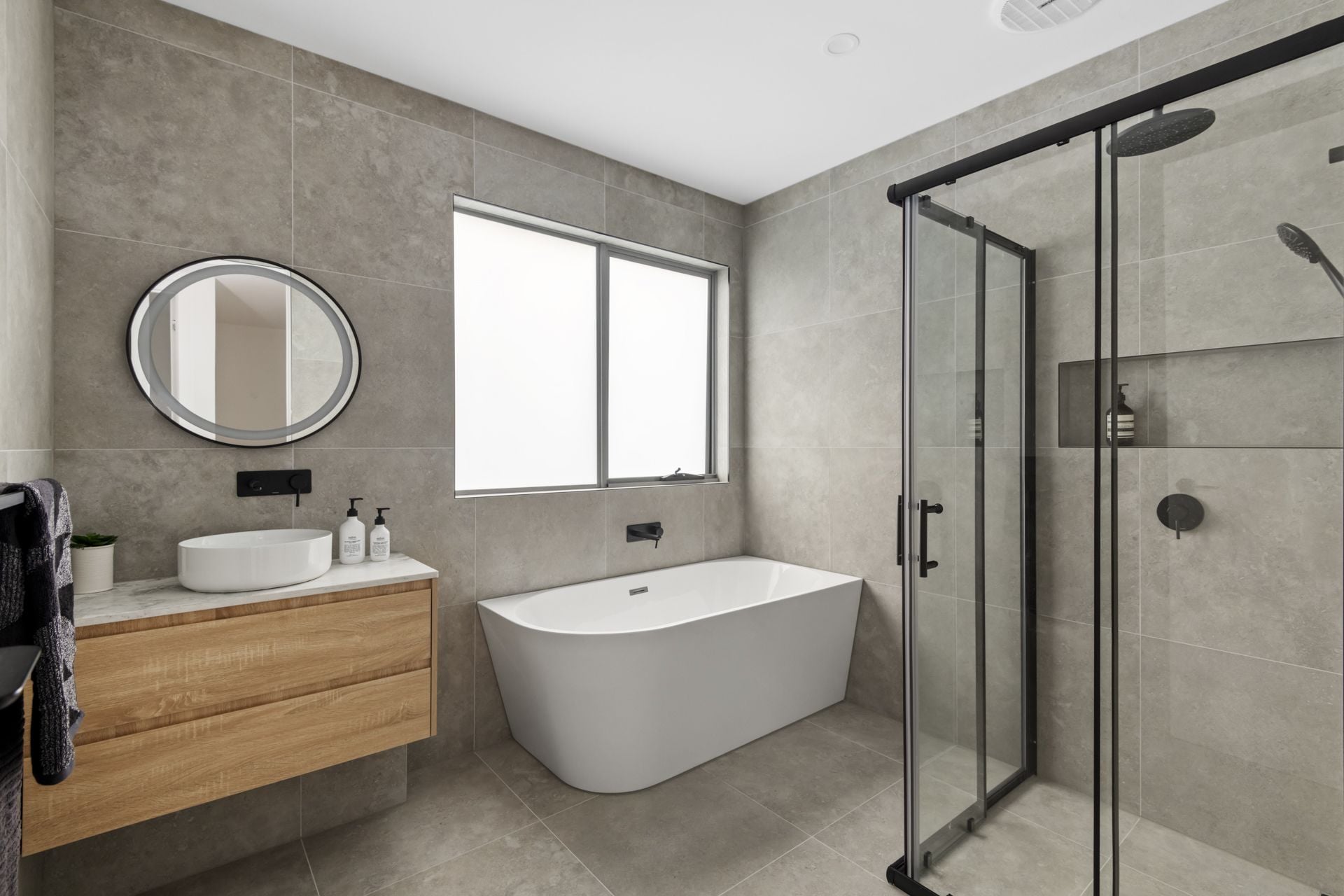 BRAND NEW- BOUTIQUE LIVING