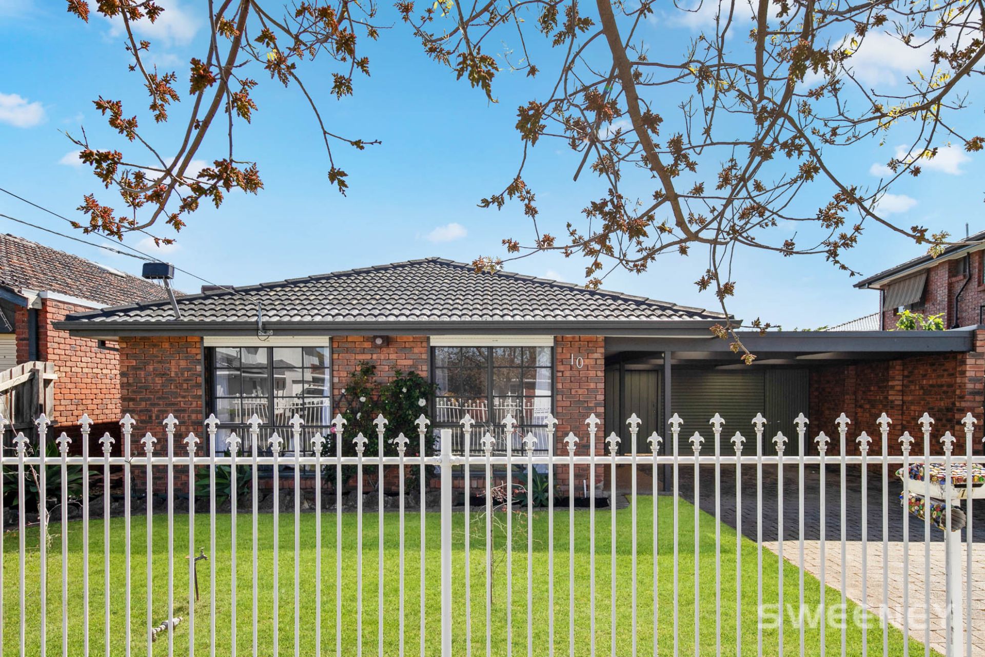 10 Ocean Court, Altona Meadows - Thumbnail 2