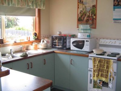 2/100A Nicholls Street, DEVONPORT, Devonport - Thumbnail 3