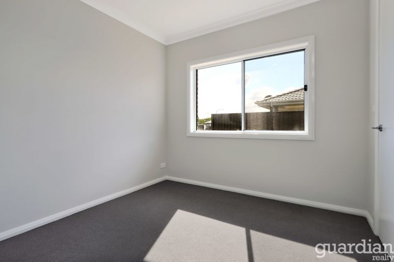 21a Mowbray Circuit Kellyville NSW, Kellyville - Thumbnail 3