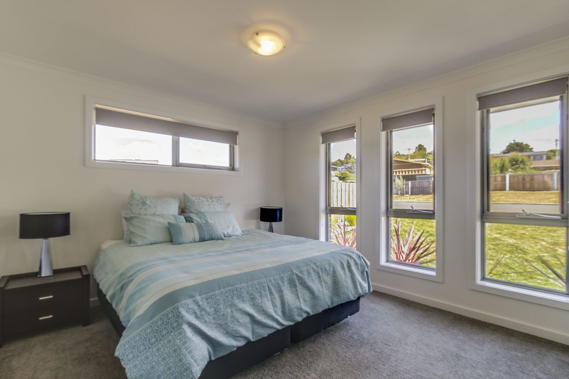 9 Riverbank Place RIVERSIDE, Riverside - Thumbnail 5