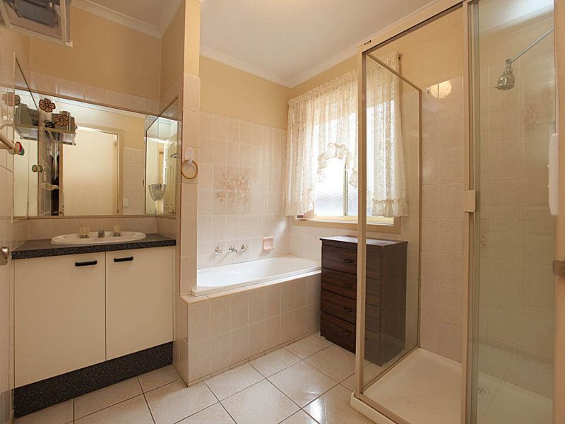 17 Tomkin Court, Altona Meadows - Thumbnail 8