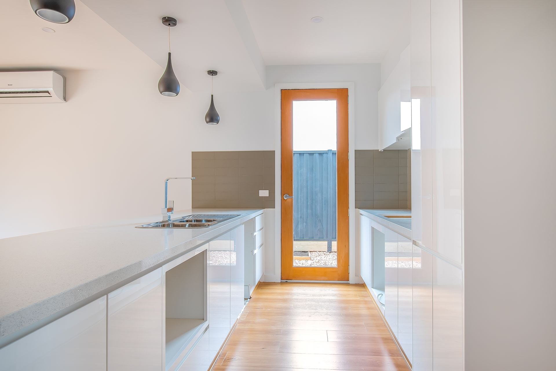 DESIGNER TOWNHOUSE