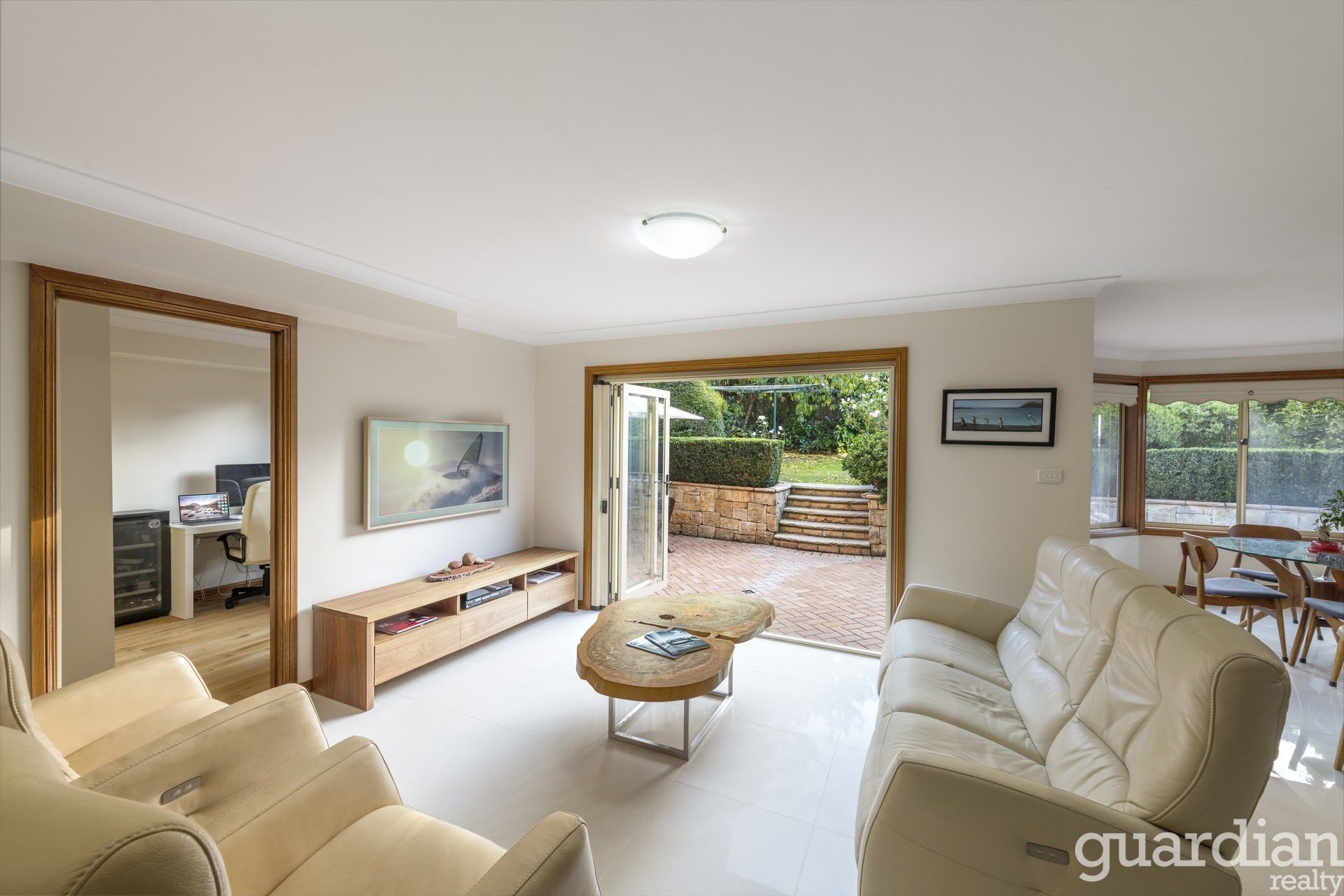 15 Glen Helen Grove Dural NSW, Dural - Thumbnail 5