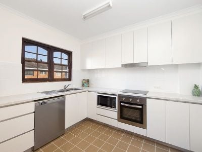 SOLD BY CRANSTON SCHWARZ - 0413 142 222