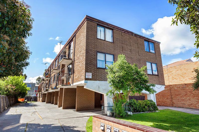 8/12 Eldridge Street, Footscray - Thumbnail 2