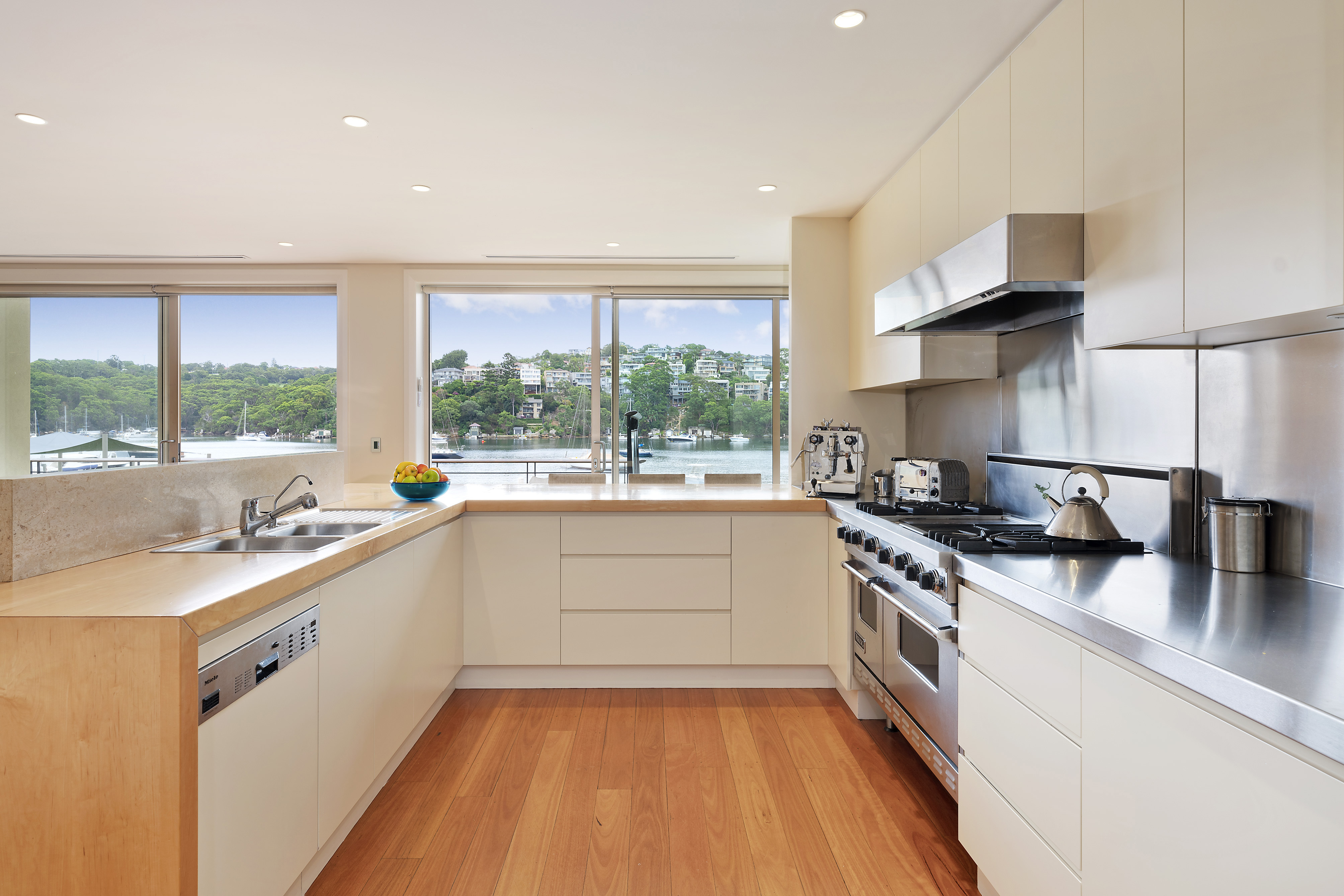 2 Shellbank  Parade Cremorne 2090