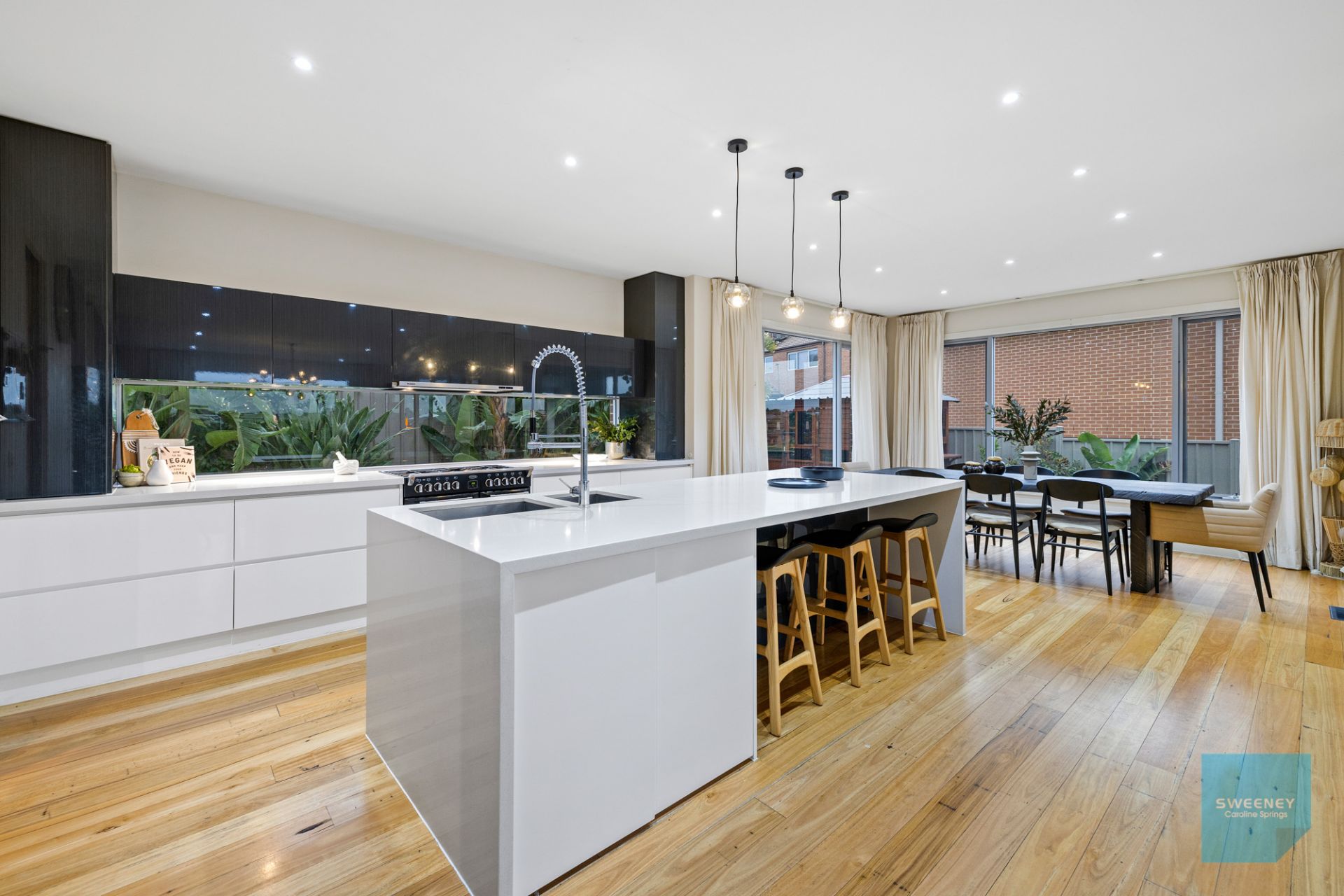 44 Rutherglen Way, Caroline Springs - Thumbnail 4
