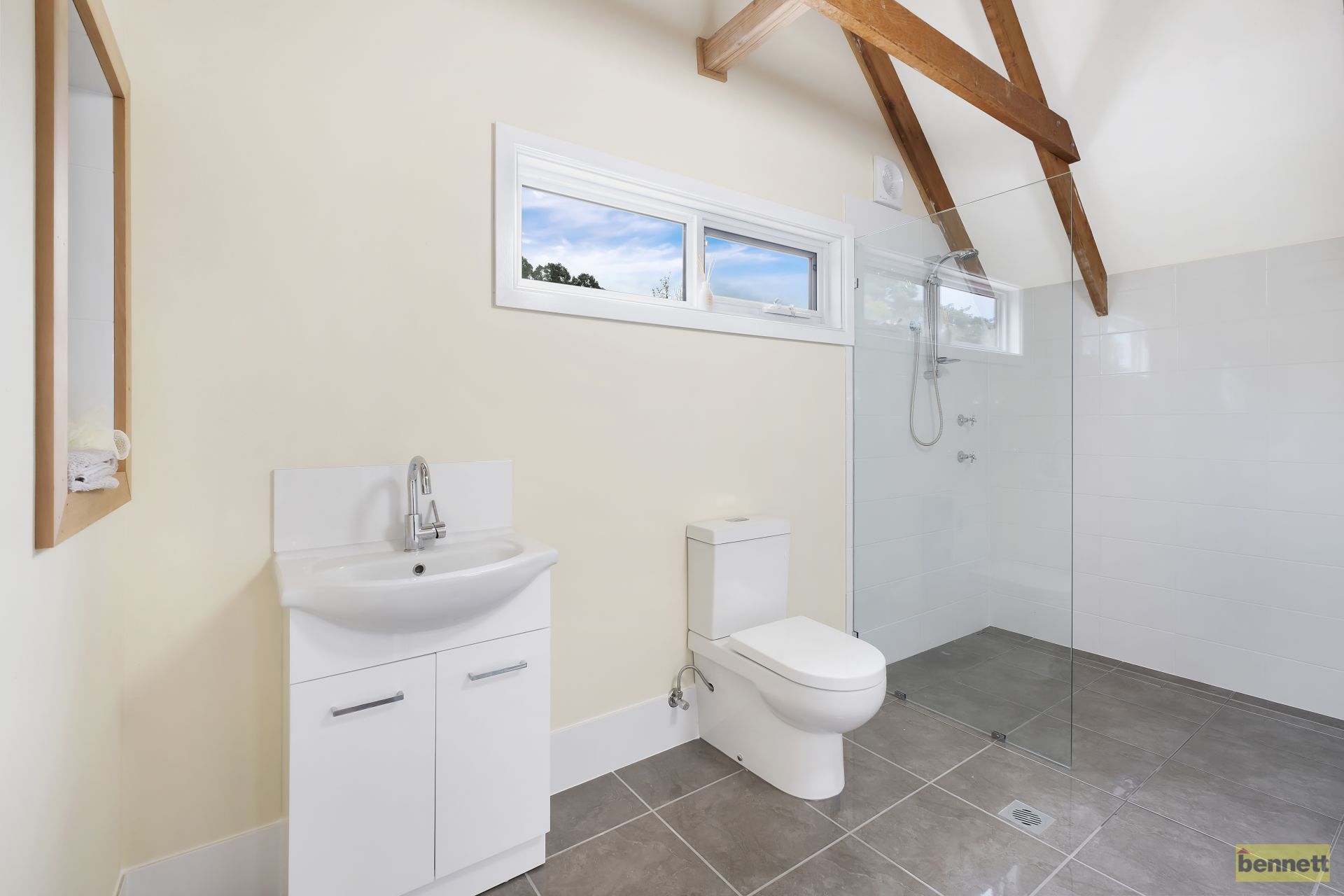 282 Lieutenant Bowen Drive, Bowen Mountain - Thumbnail 7