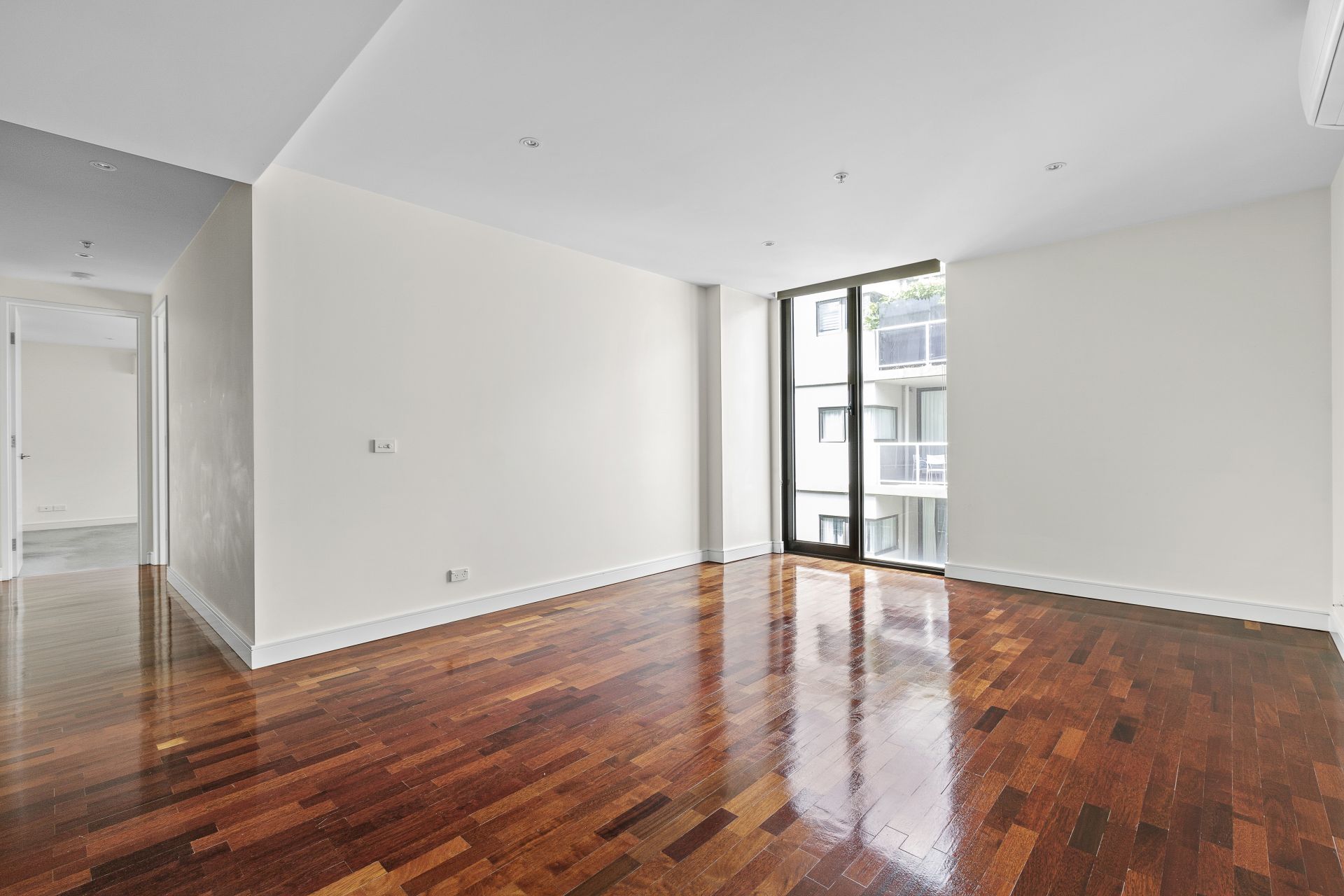 Real Estate For Sale 307/3 Kiernan Avenue Ivanhoe , VIC