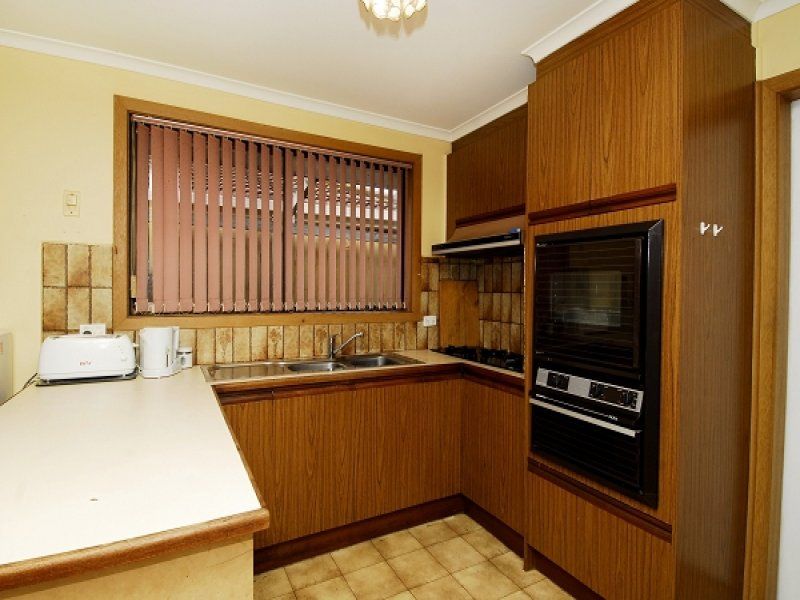 7 Uren Court, Altona Meadows - Thumbnail 3