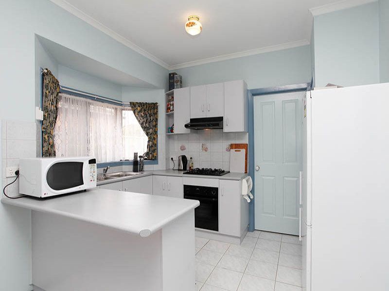 11 Ashby Lane, Caroline Springs - Thumbnail 3