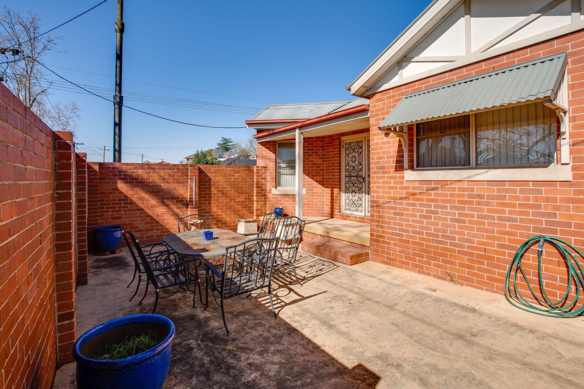 2/543 Paine Street, Albury Rudy Yonson Real Estate