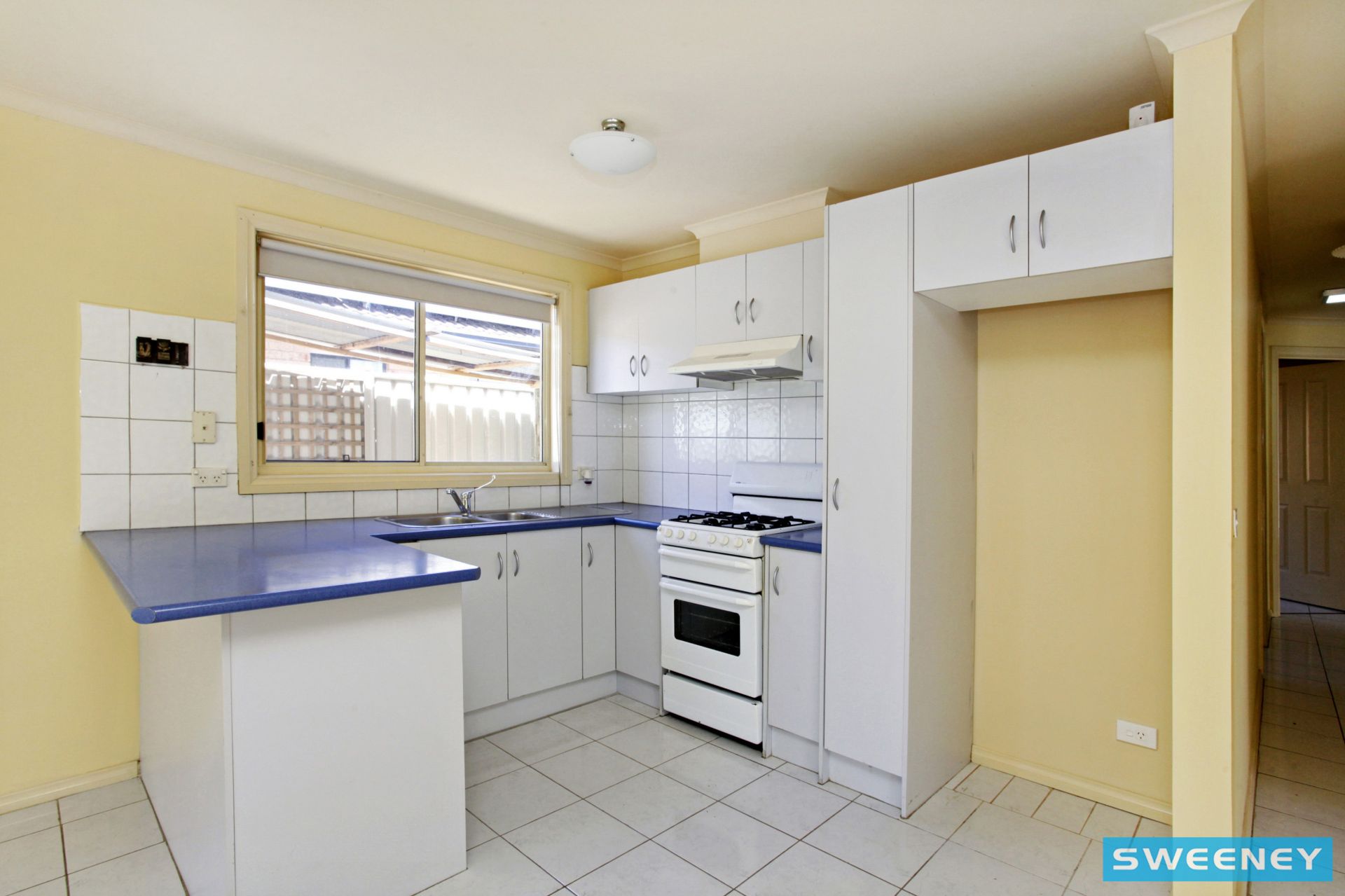 6 Otway Green, Caroline Springs - Thumbnail 4