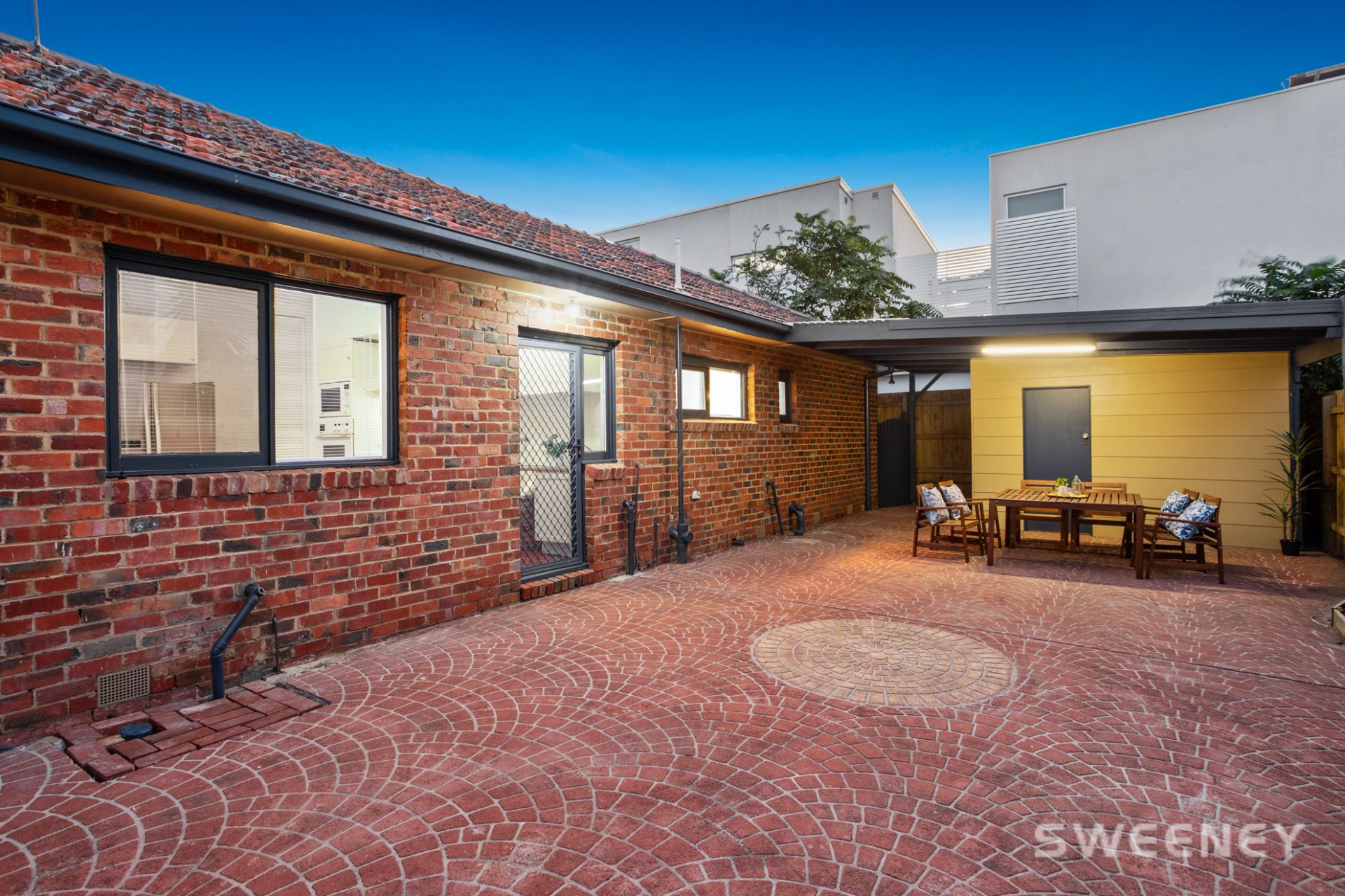 1/247 Esplanade, ALTONA Sweeney Estate Agents