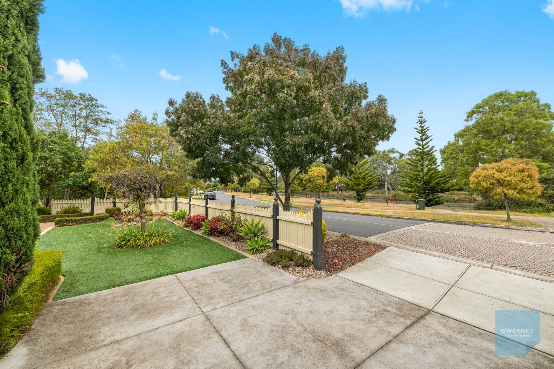23 Wendouree Parade, Caroline Springs - Thumbnail 5