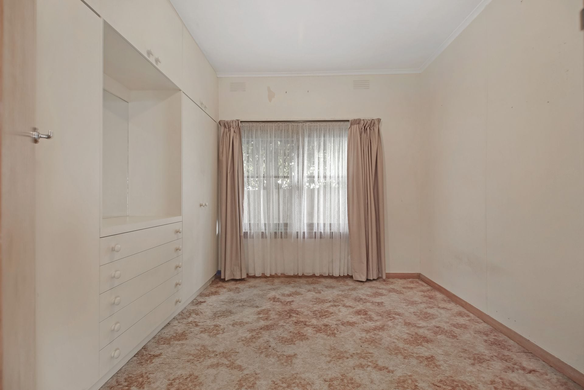 Close to All Amenities
