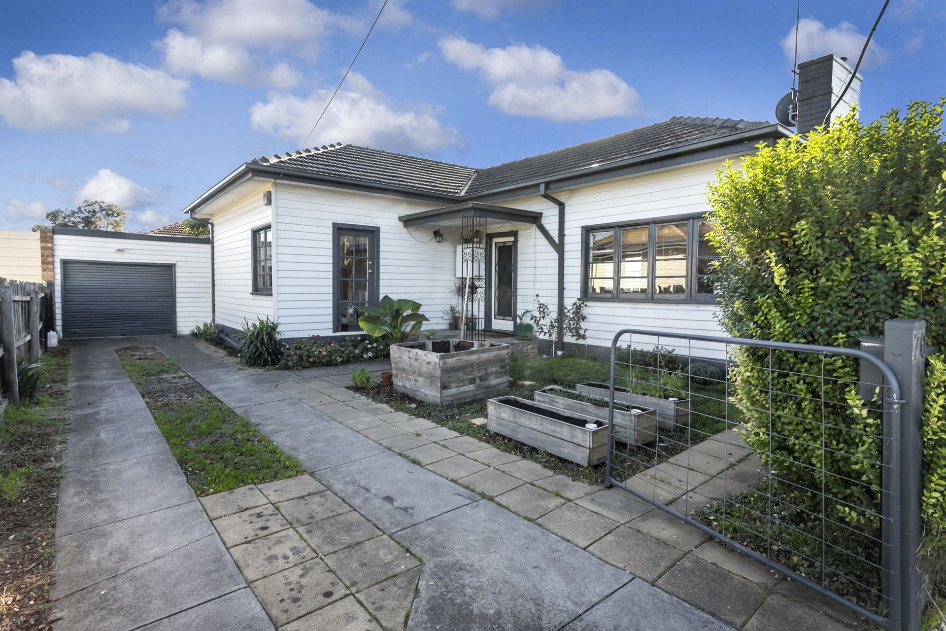 70 Eleanor Street, Footscray - Thumbnail 2