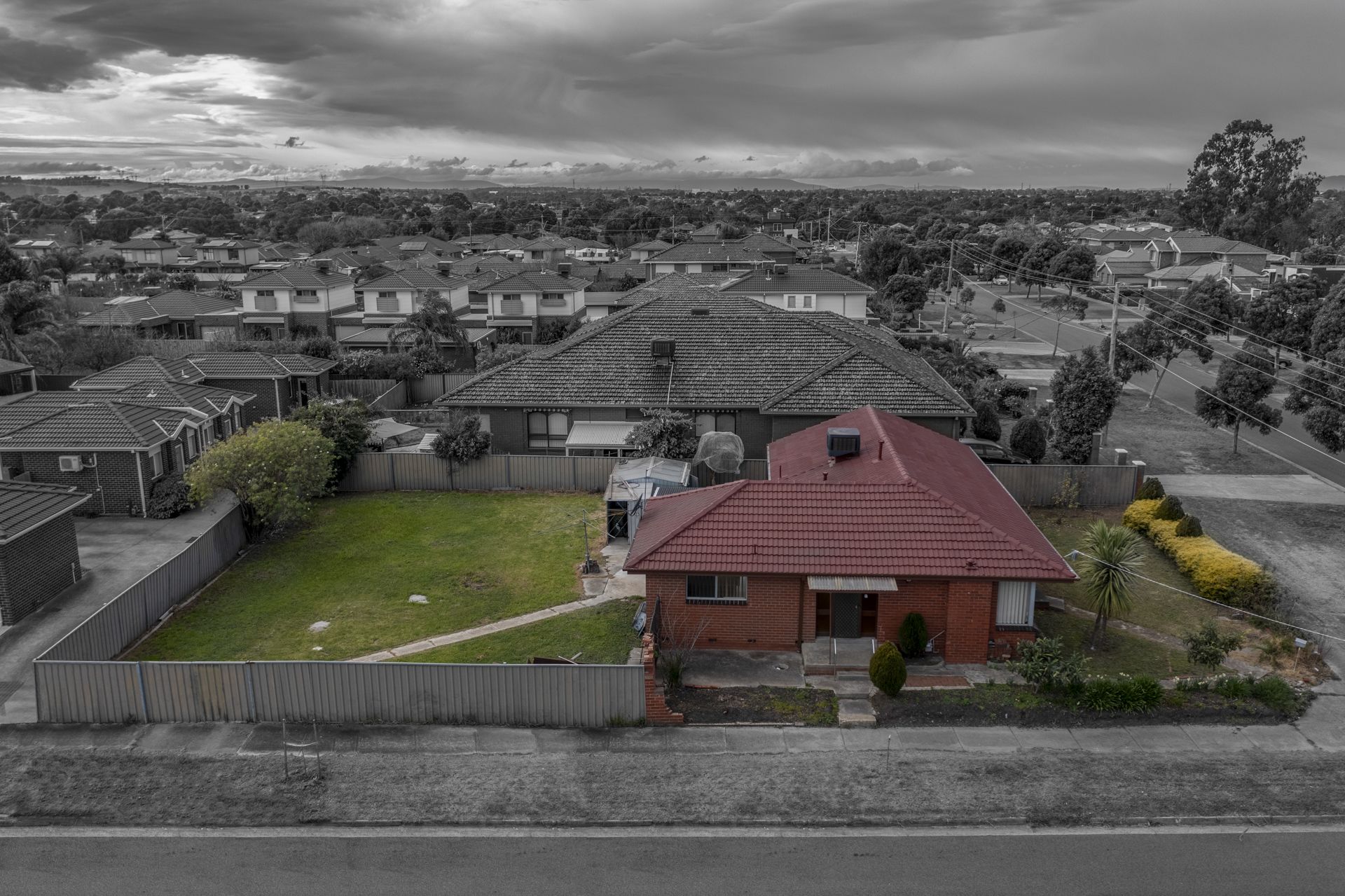 GROWTH ZONE - APPROX 718 m2 CORNER BLOCK