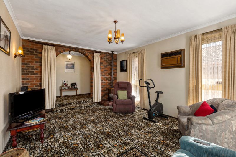 36 Powlett Street, Altona Meadows - Thumbnail 5