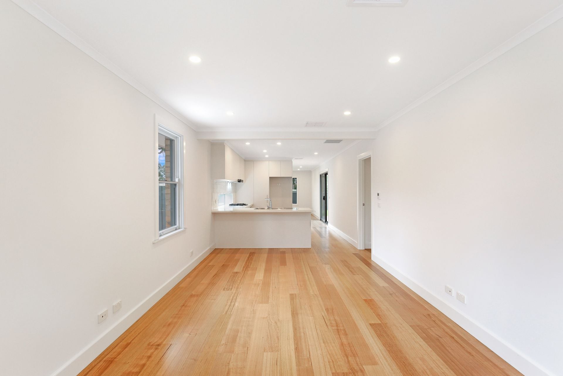 Fully renovated family delight!