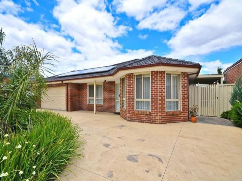 Real Estate For Lease 11 Narrabeen Street Taylors Hill , VIC