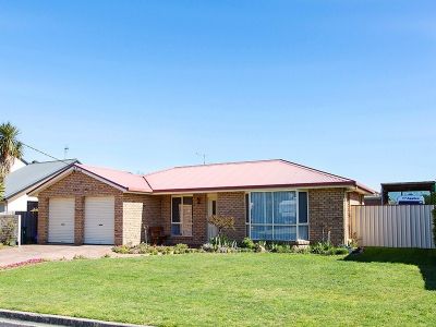 26 Boyes Street, TURNERS BEACH, Turners Beach - Thumbnail 2