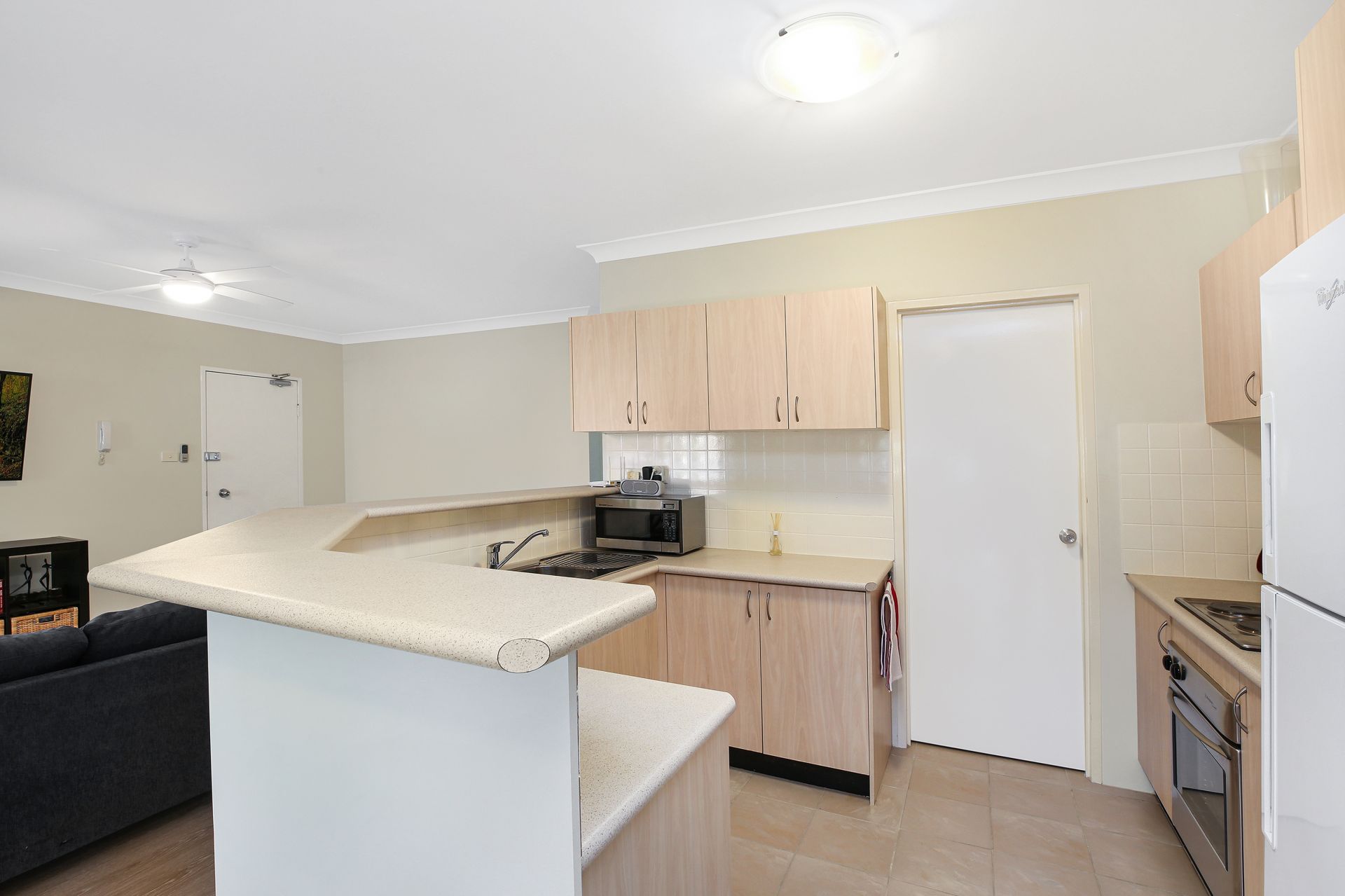 24/50-56 Merton Street, Sutherland, Sutherland - Thumbnail 2