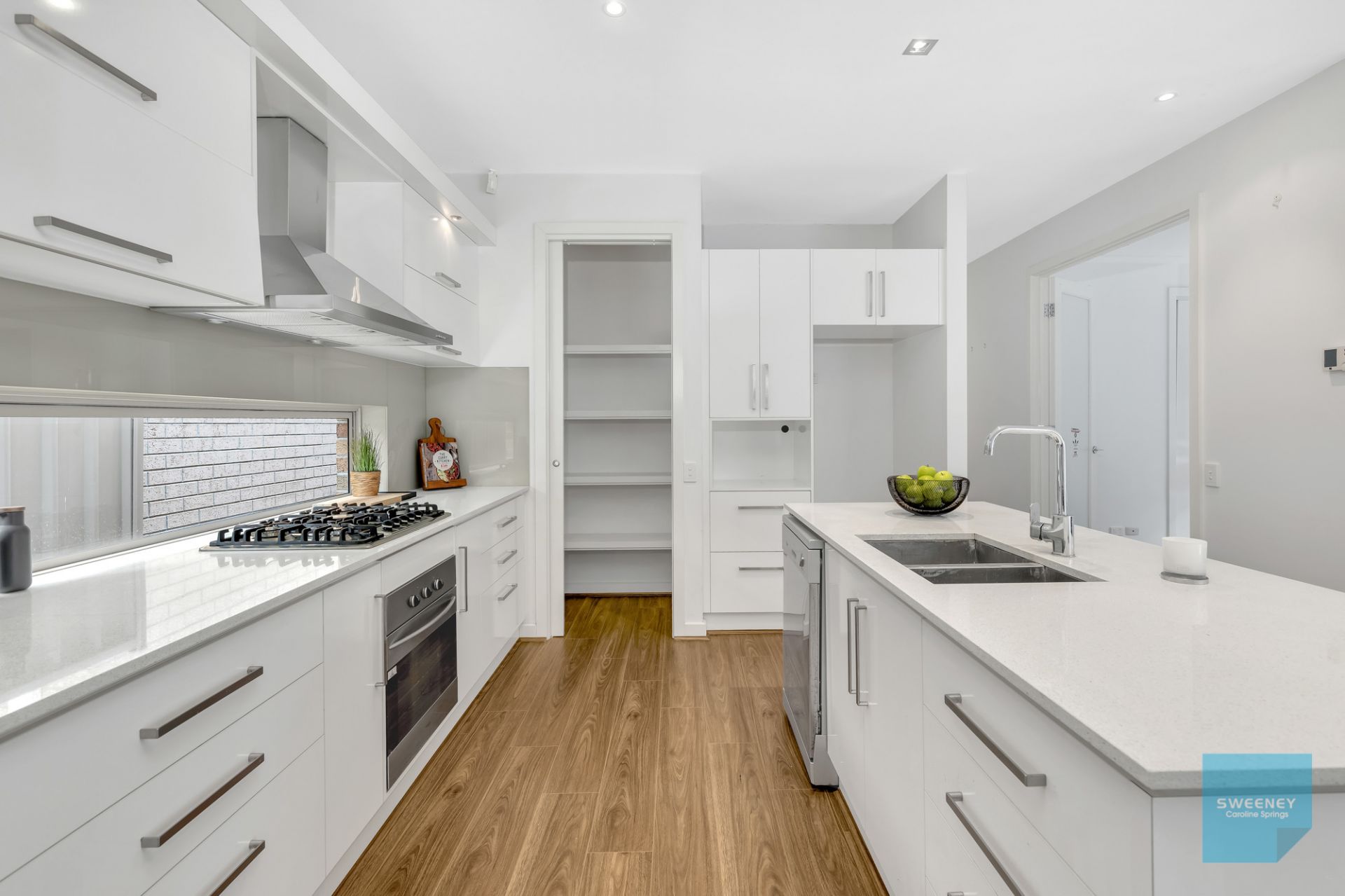23 Damaine Circuit, Caroline Springs - Thumbnail 7