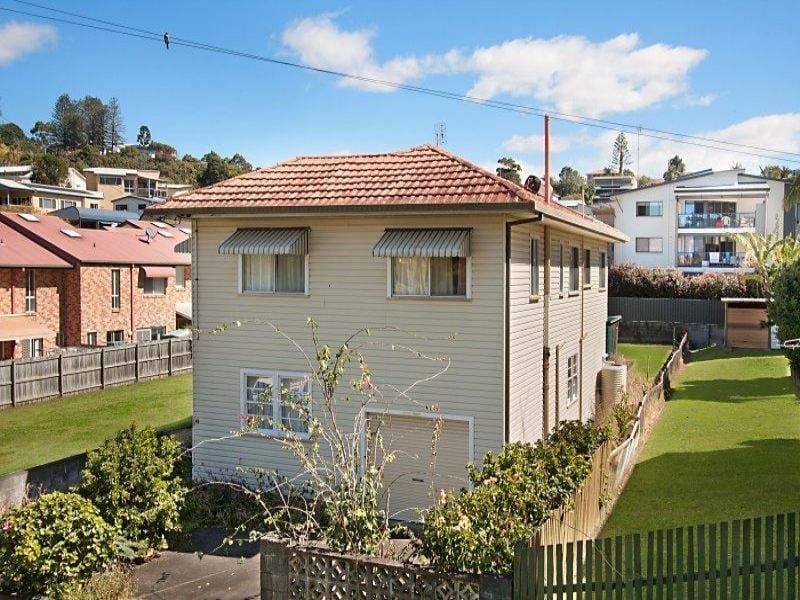 45 Dutton Street COOLANGATTA QLD, Coolangatta - Thumbnail 2