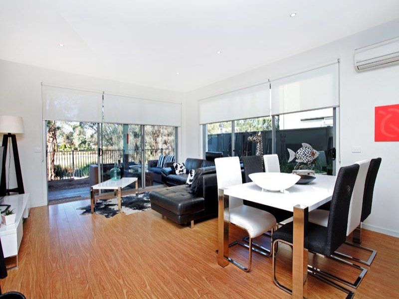13/1-5 The Close, Caroline Springs - Thumbnail 4