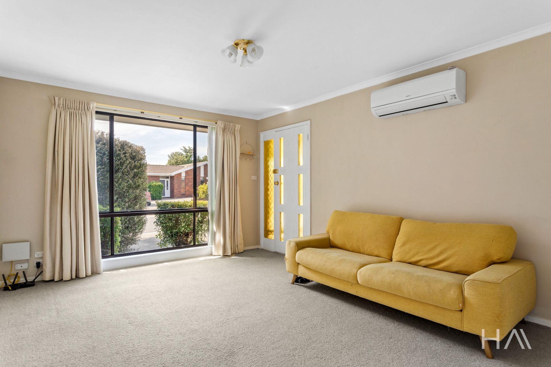 2/2 Kestrel Court Riverside, Riverside - Thumbnail 5