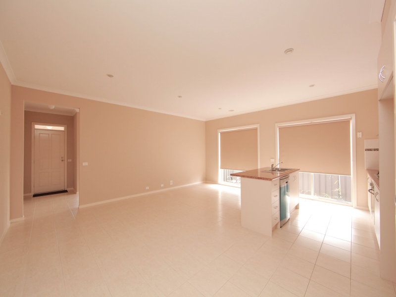 1 Maize Place MERNDA, Mernda - Thumbnail 7