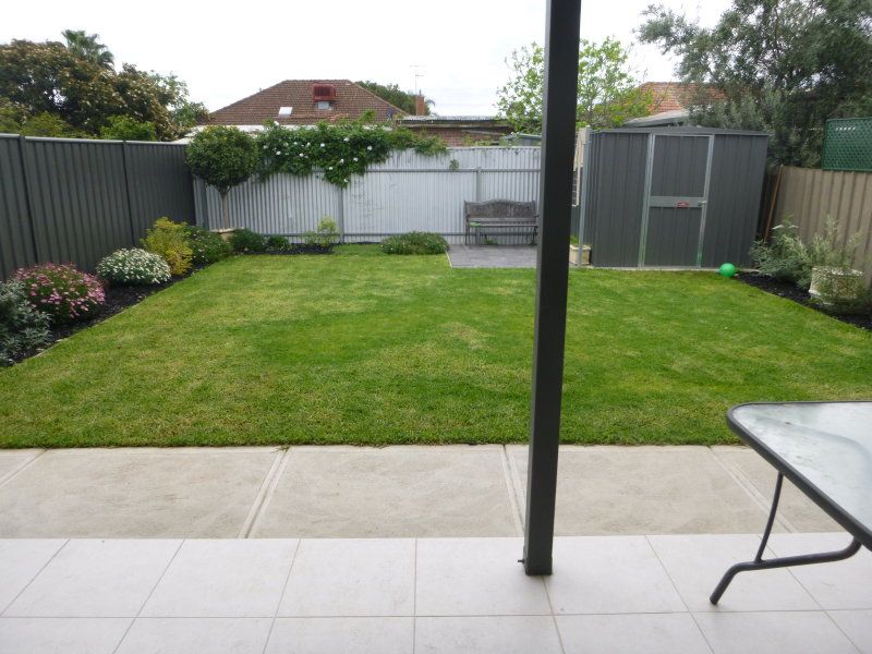 17 Weroona Avenue Park Holme 5043