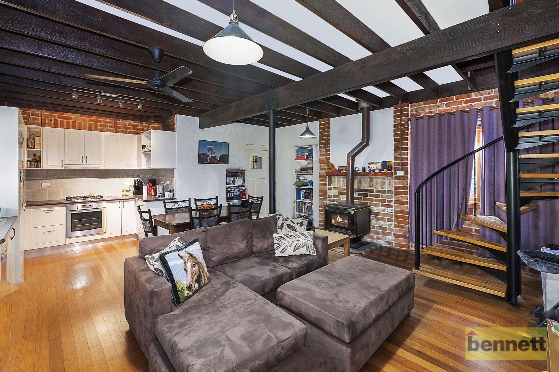 17 Currawong Crescent, Bowen Mountain - Thumbnail 4