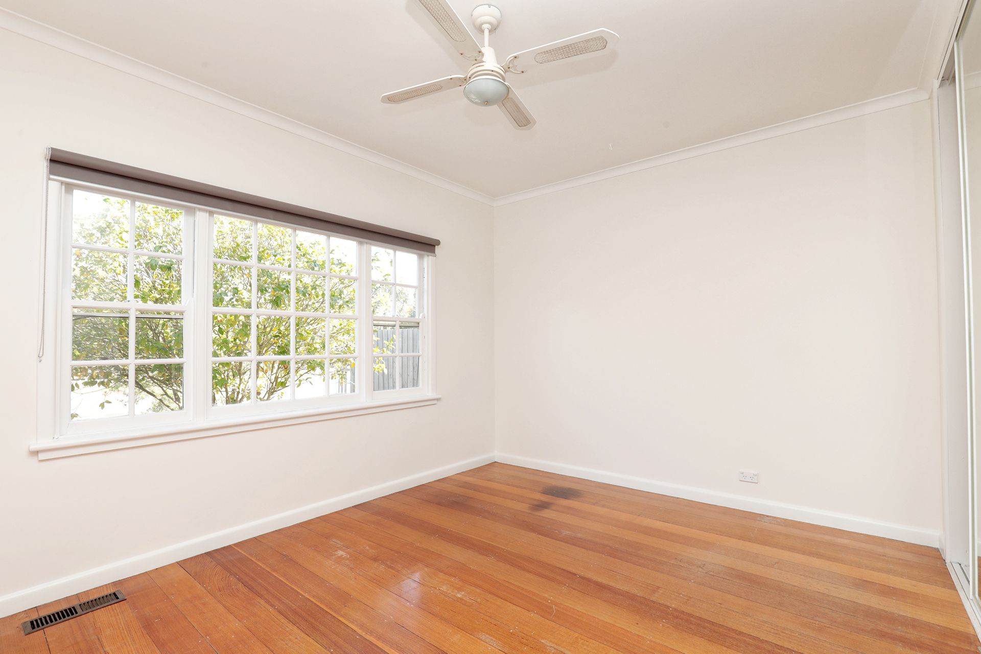 9 Genoa Avenue, Bonbeach - Thumbnail 3