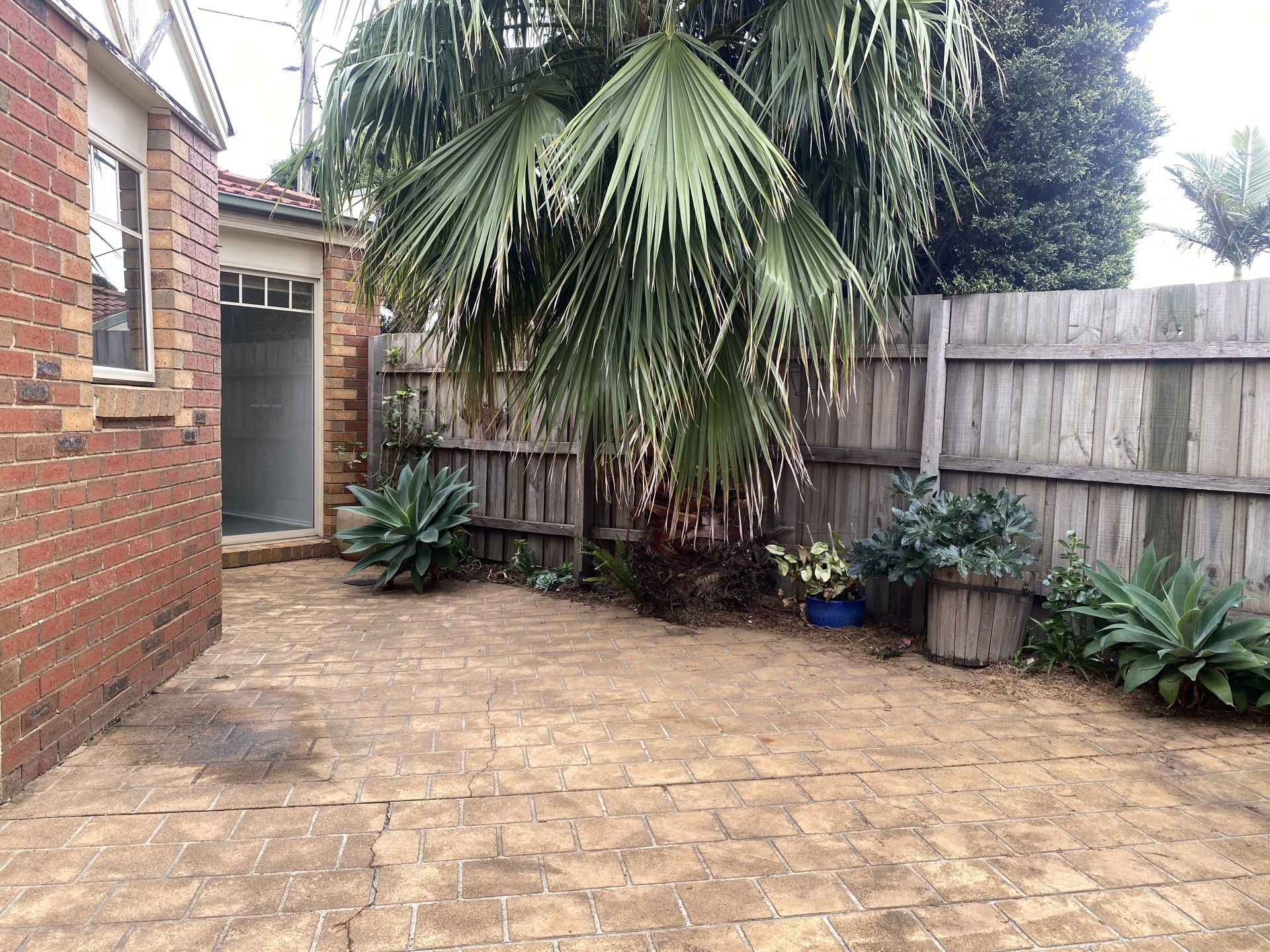 Quaint and Quiet Two Bedroom Delight!