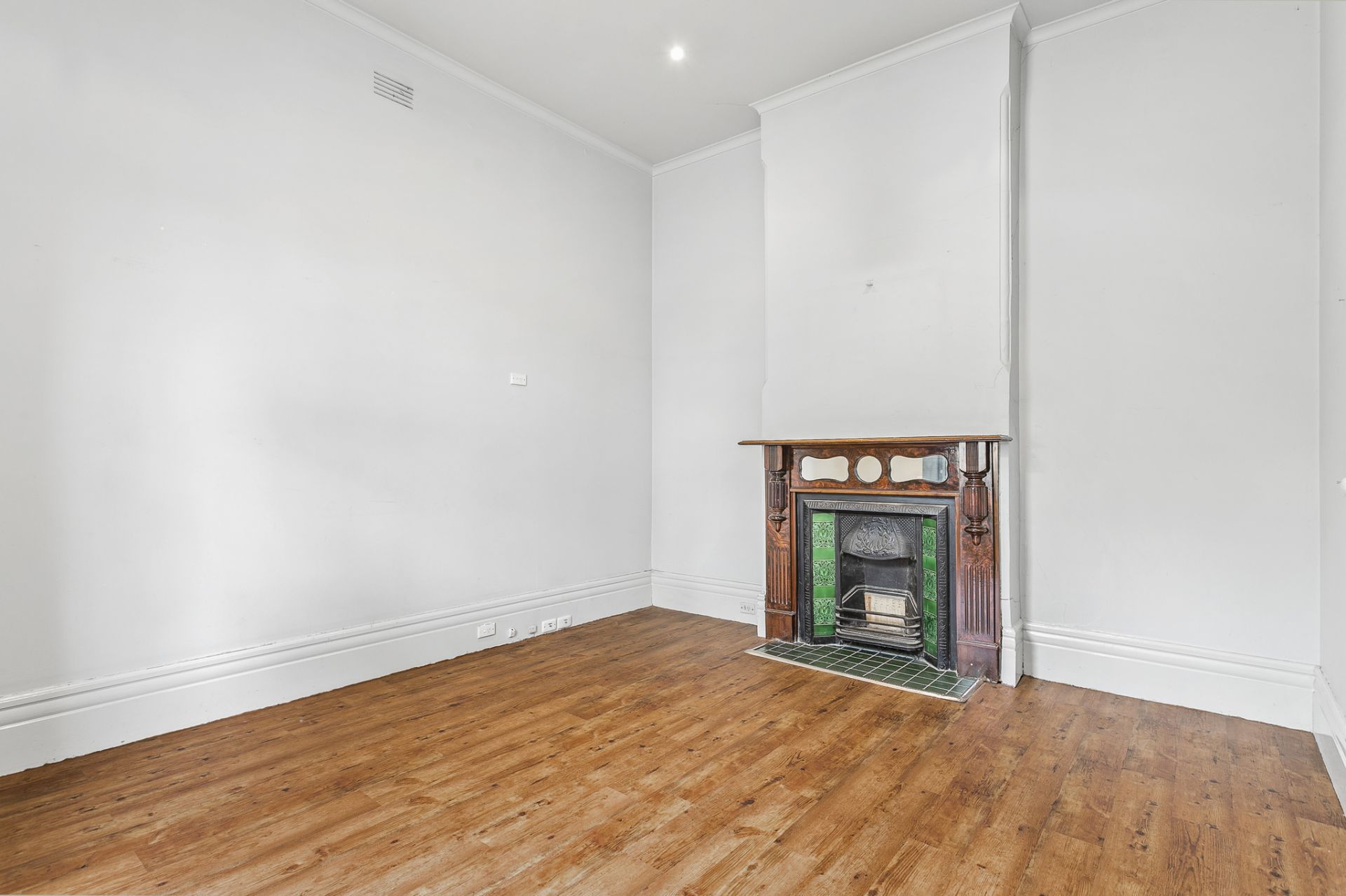 130 Geelong Road, Footscray - Thumbnail 4