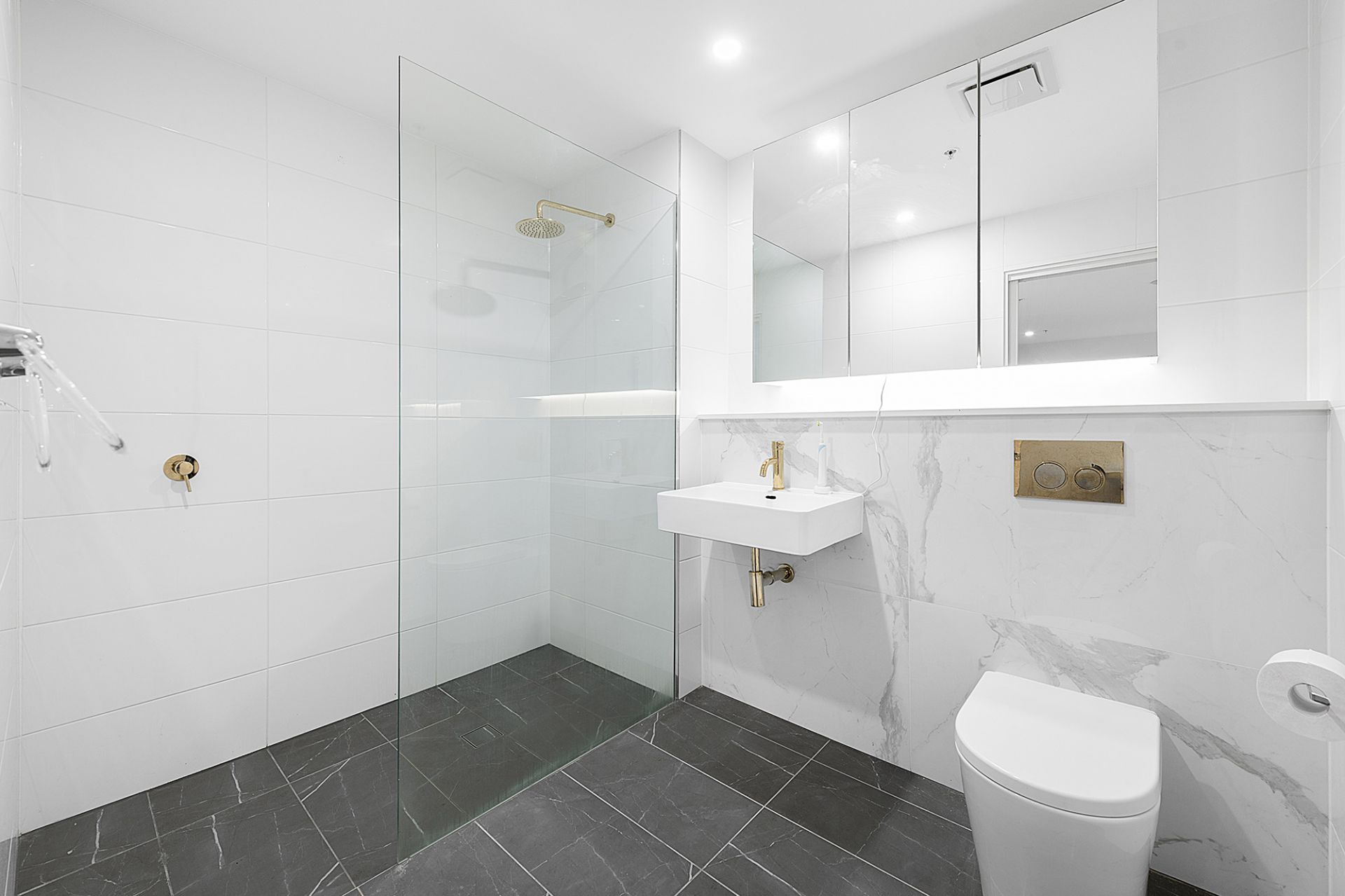 7126/19 Amalfi Drive, Wentworth Point, Point - Thumbnail 5