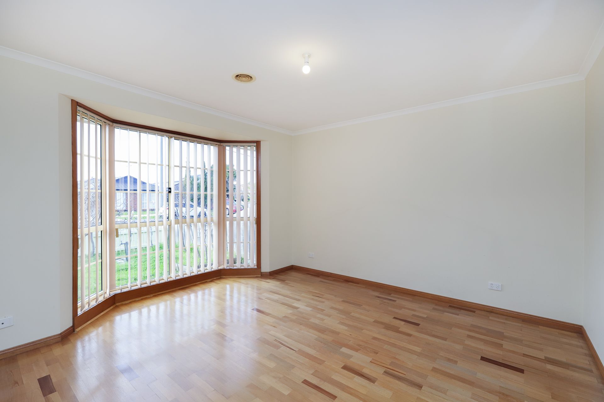 8 Townsing Court Altona Meadows VIC, Altona Meadows - Thumbnail 4