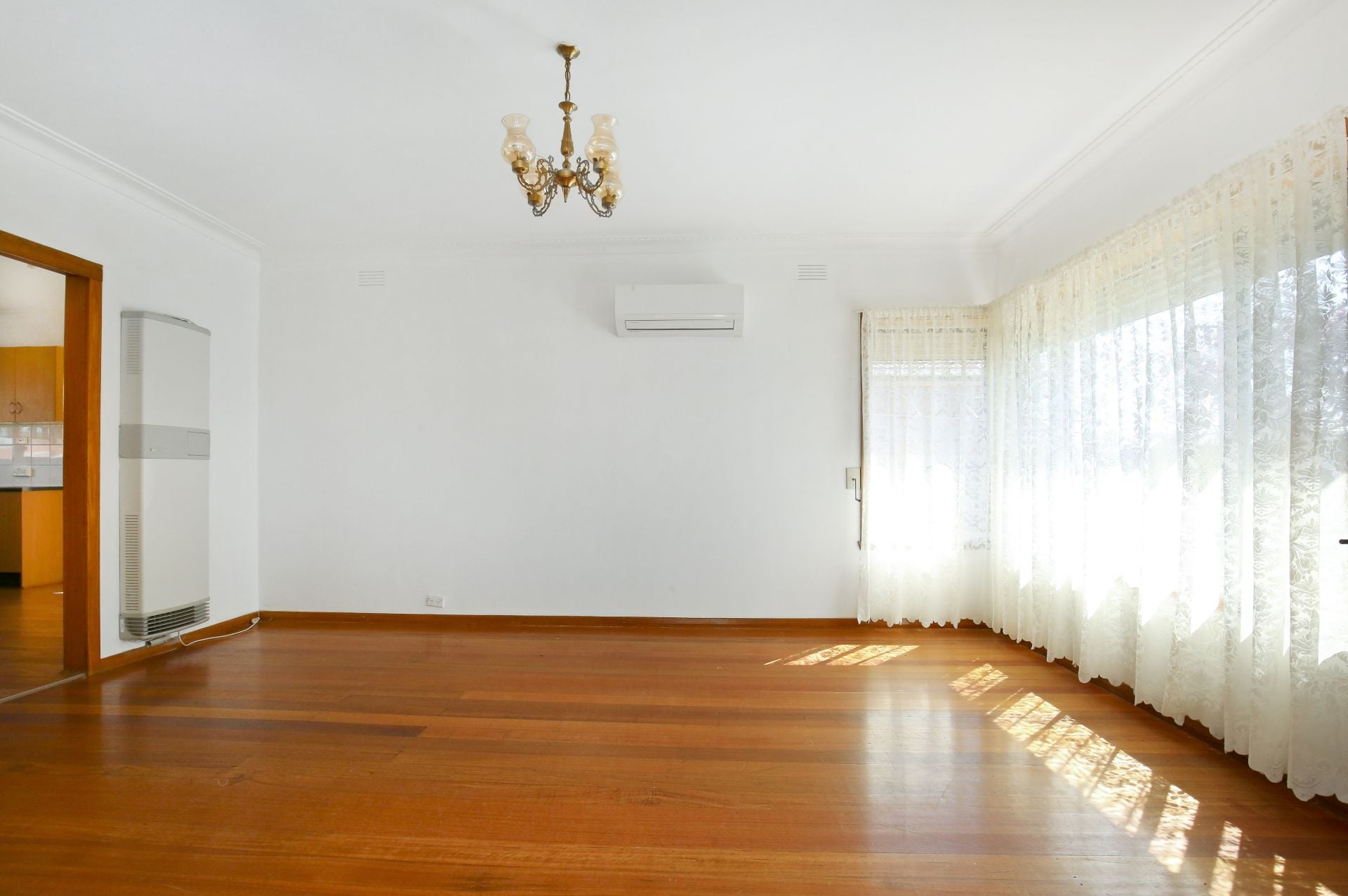 PRIME LOCATION     *Insp Thu 17th Oct @ 4:40pm*