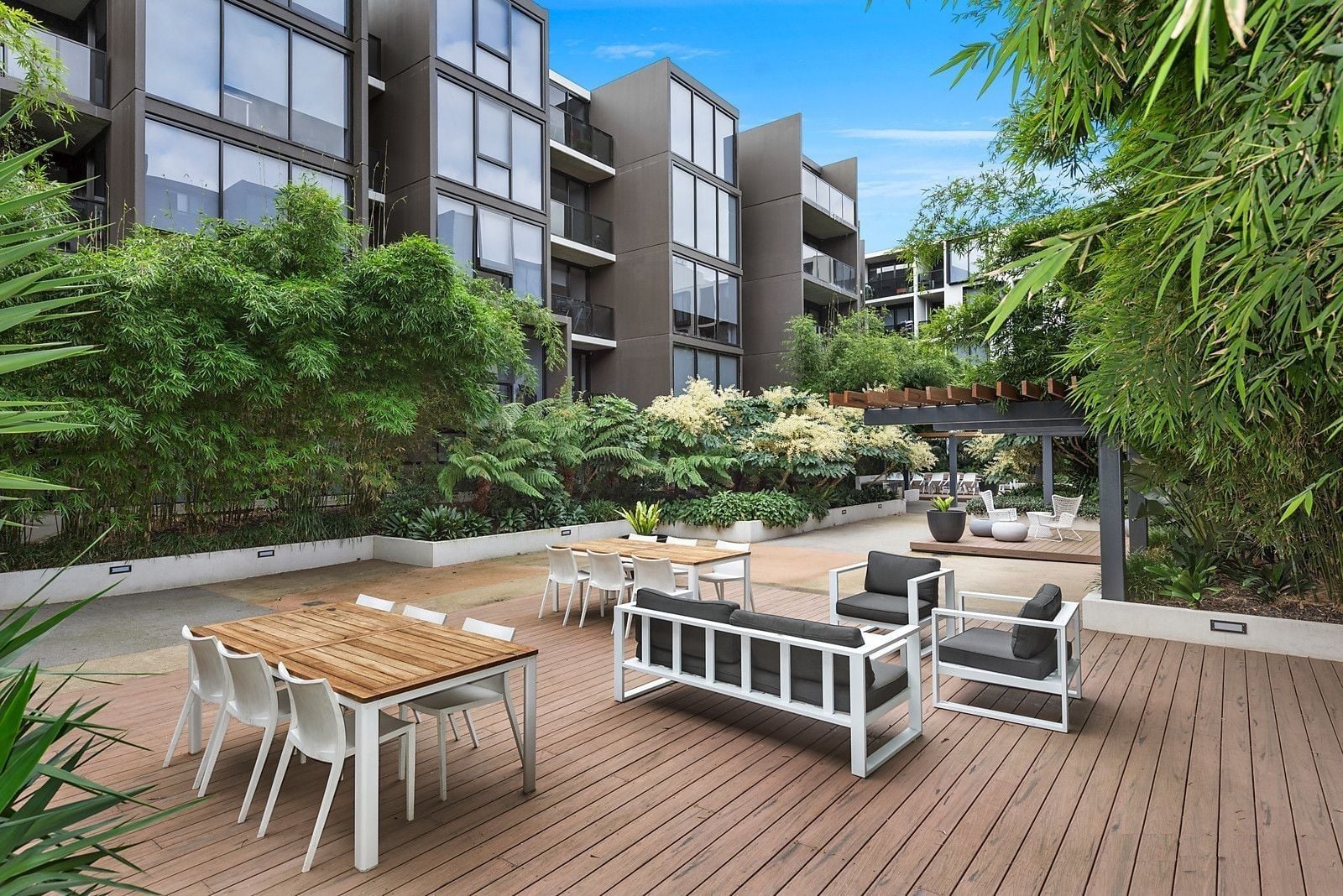 Two bedroom living with City Views