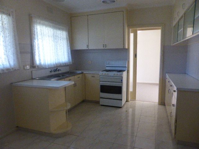 DO NOT MISS OUT THIS ON THIS SPACIOUS FAMILY HOME