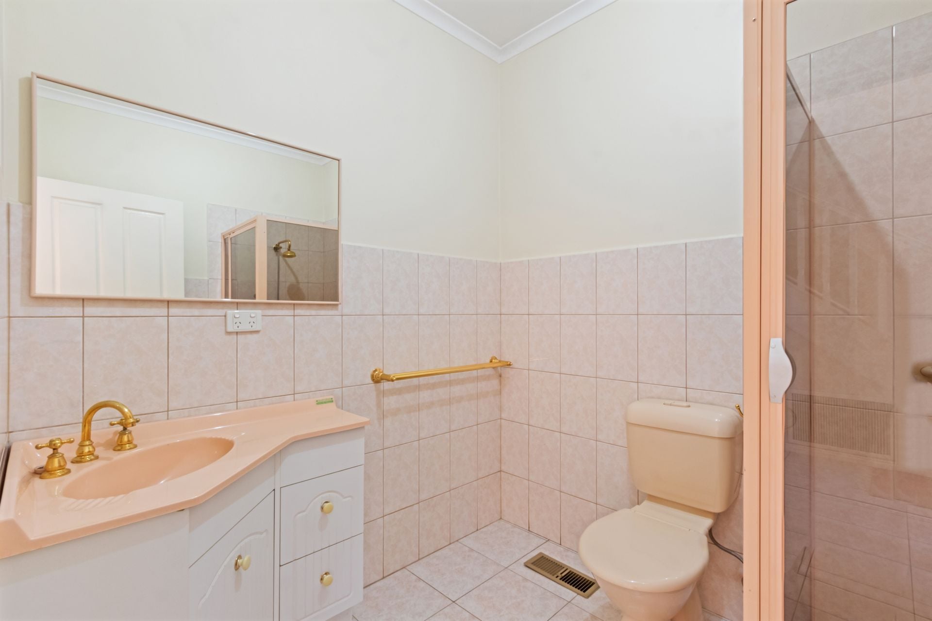 Big Home in Ideal Locale