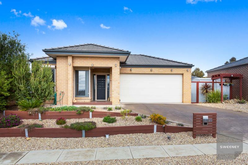 23 Lone Pine Square, Bacchus Marsh - Thumbnail 2