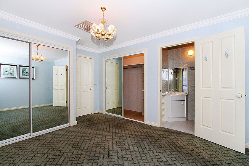 TWO BEDROOM, INDEPENDENT, AND IN GREAT LOCATION