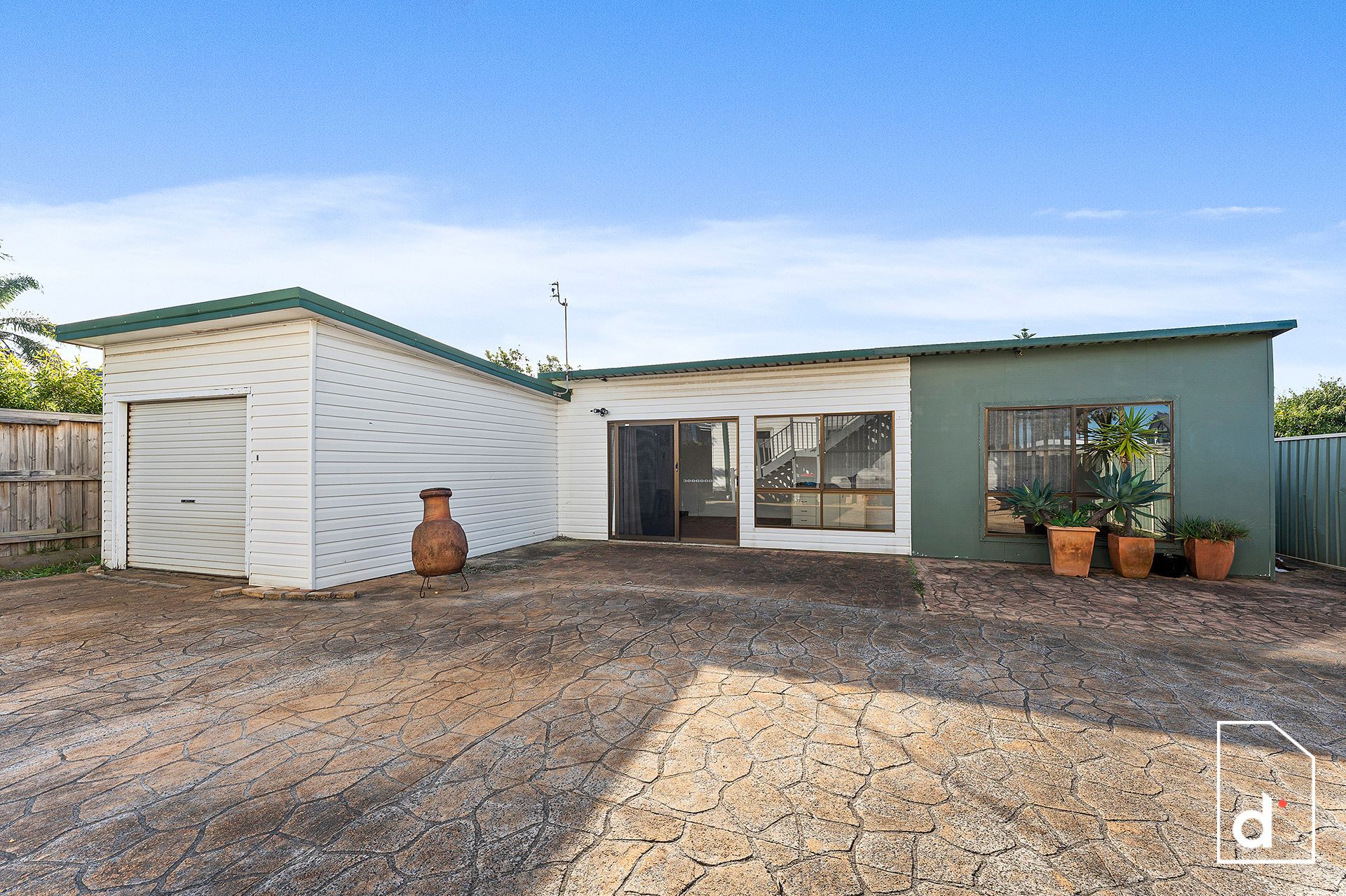 2 Dorrigo Avenue, Woonona NSW