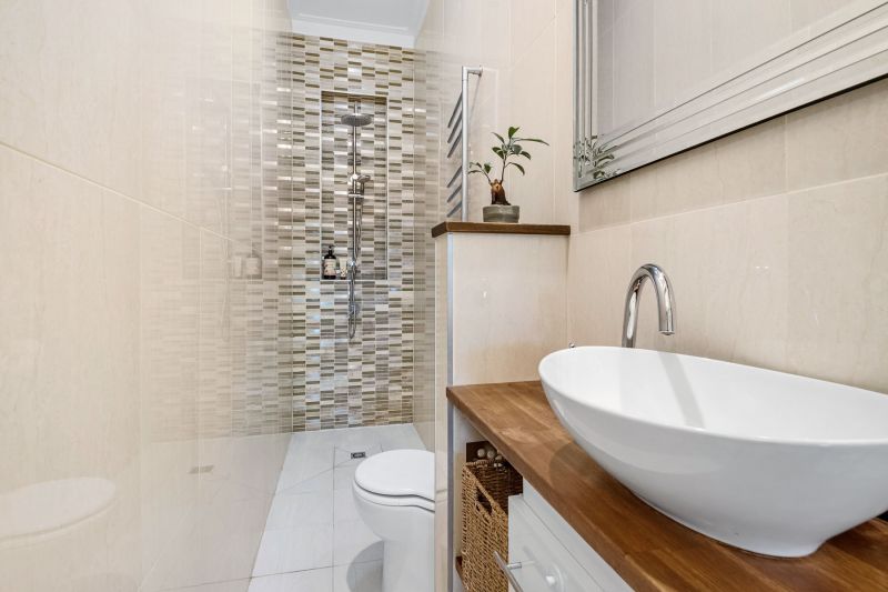 215 Bambra Road, Caulfield South - Thumbnail 8