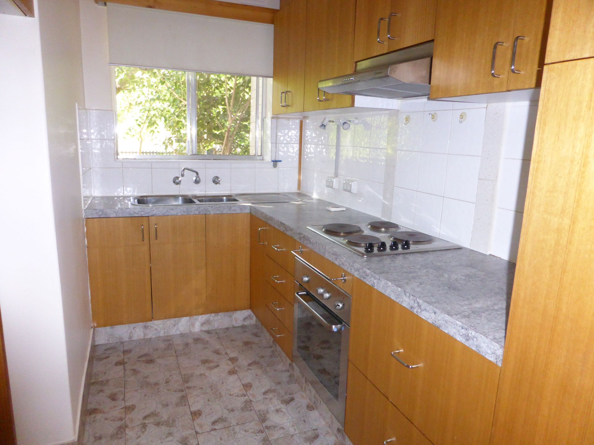EXCELLENT APARTMENT SET IN TRANQUIL SURROUNDING